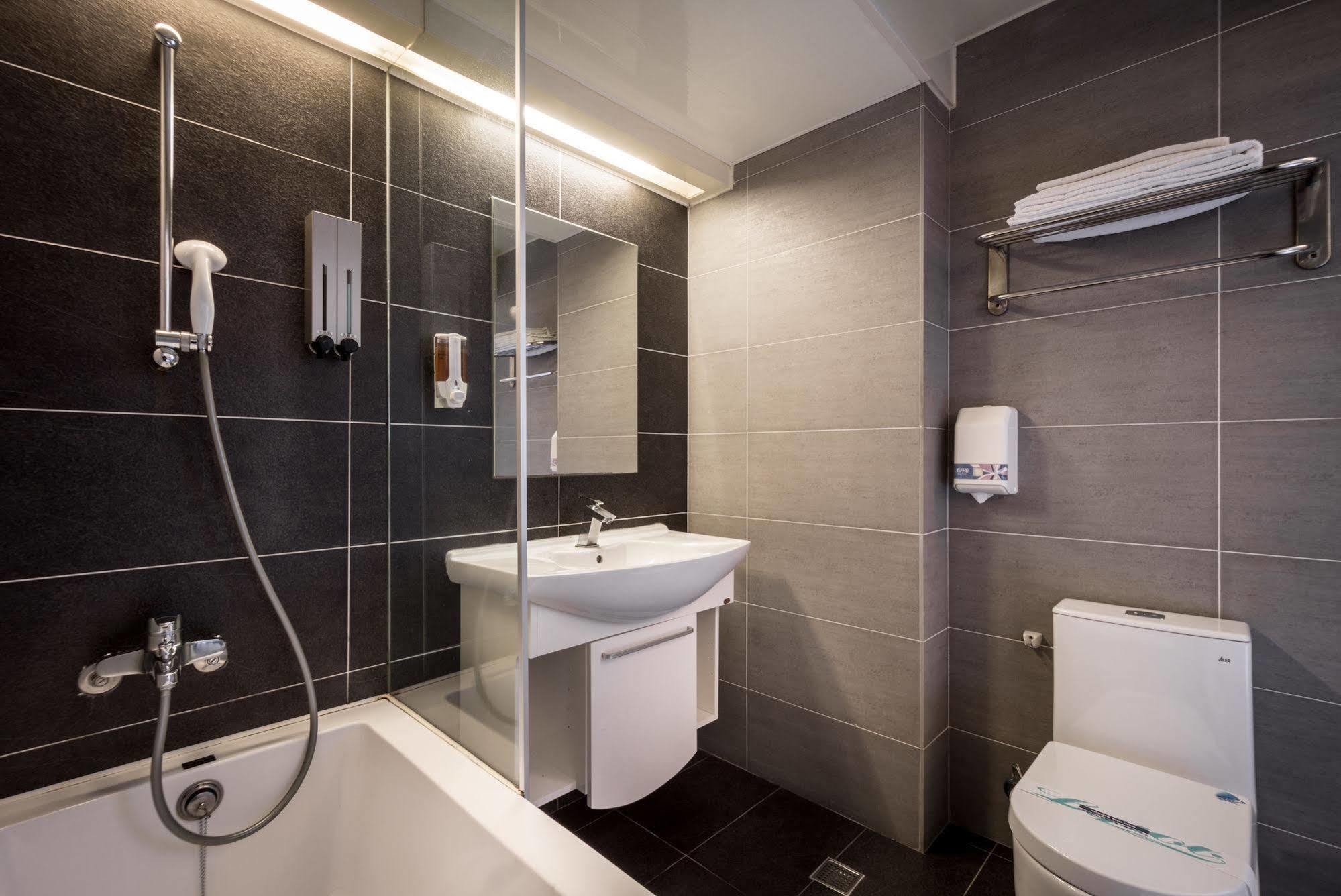 Royal Garden Hotel Taipeh Exterior foto